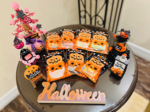 大好評の焼き芋レクとハロウィン装飾